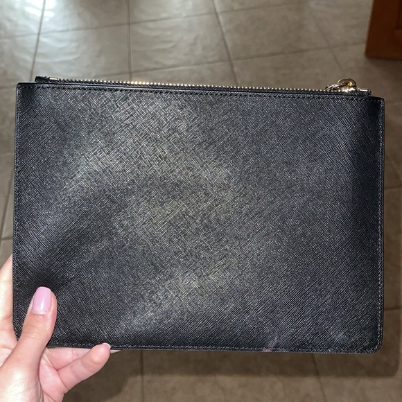 Large Michael Kors Wristlet - Picture 2 of 3